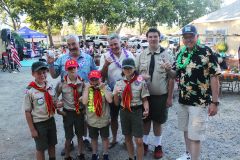 Members of Boy Scout troop 215 with City Council Member-at-Large and former mayor Steve Miller, City Manager Ash Feeney, and Vice Mayor Tim Schaefer. Photo courtesy of Ryan Grant